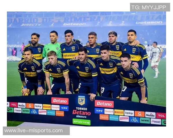 马斯切拉诺亲临迈阿密国际主场观战阿根廷对阵波多黎各精彩赛事