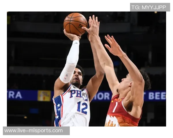 布劳恩展现排球技巧接穆雷长传双手垫球成功完成空接