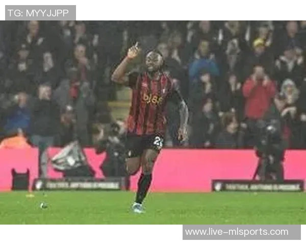 曼联对塞梅尼奥报价具竞争力但坚持薪资结构不变