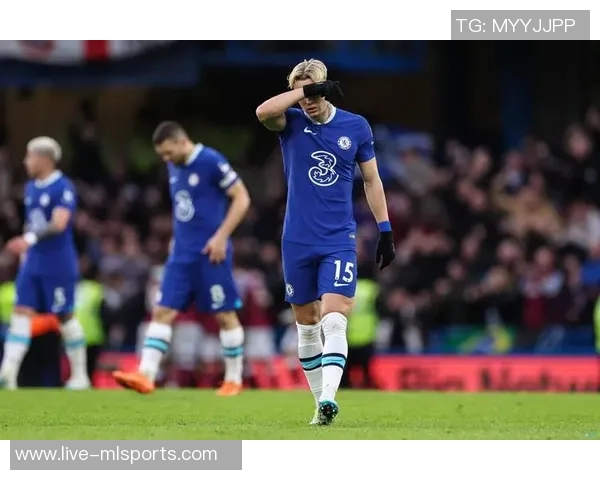 切尔西为穆德里克庆祝25岁生日球员已遭禁赛超过一年 切尔西为穆德里克庆祝25岁生日球员已遭禁赛超过一年