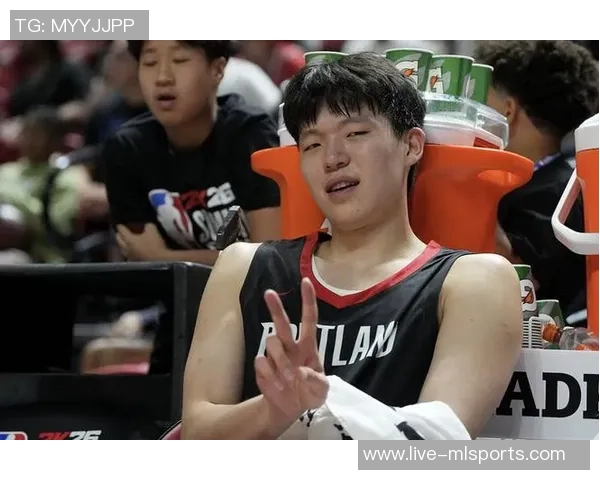 魔童在美生活日常揭秘杨瀚森分享吃喝拉撒睡的趣事与感受 魔童在美生活日常揭秘杨瀚森分享吃喝拉撒睡的趣事与感受