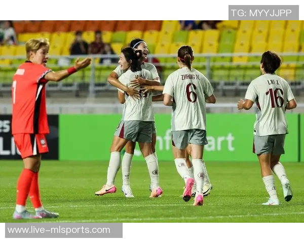 方珍珠替补发威连入两球U17女足5-0领先挪威锁定胜局